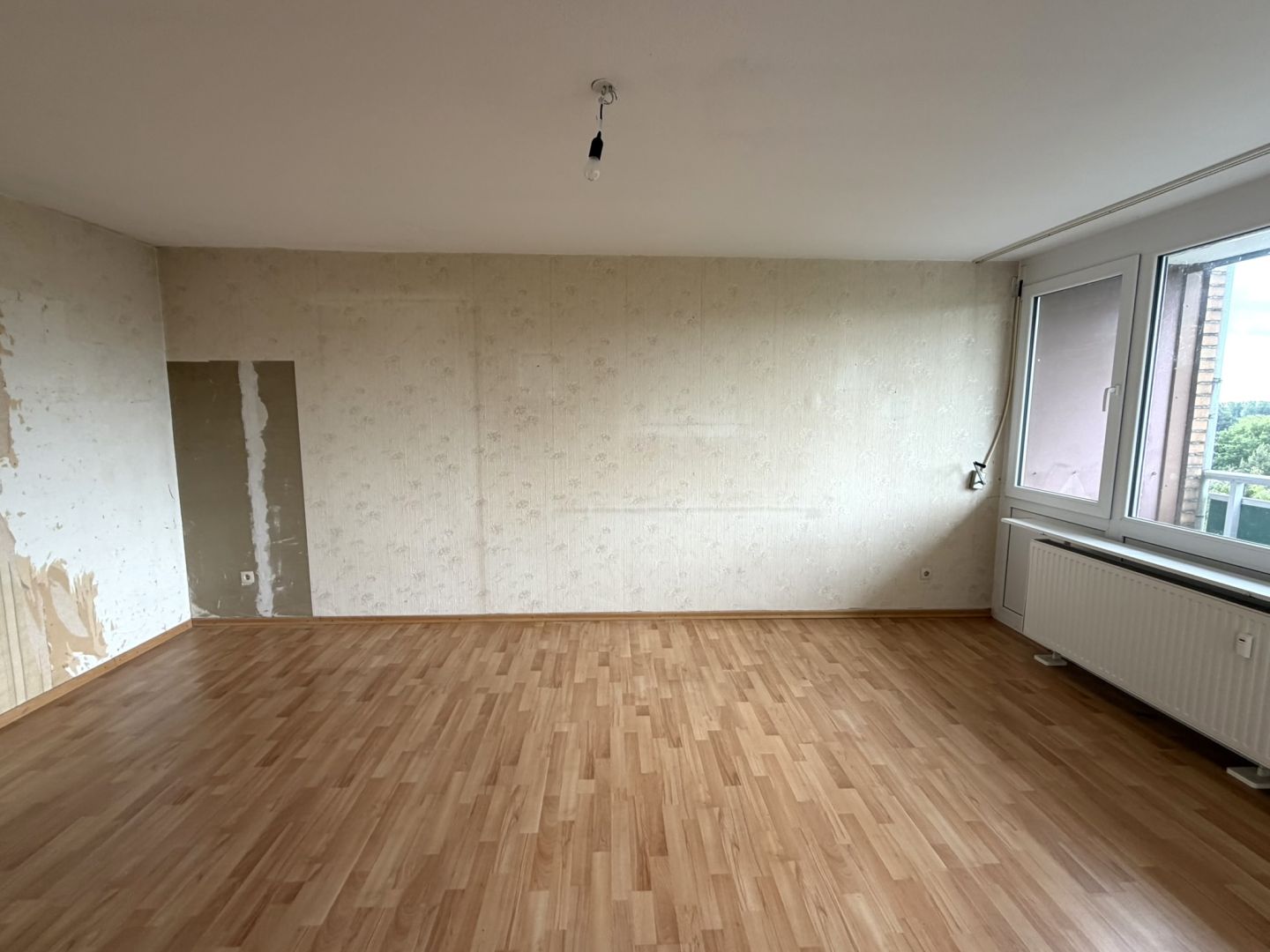Ansicht 12 von: Großzügige 4-Zimmer-Eigentumswohnung mit Balkon und Stellplatz – auch als zwei Wohneinheiten nutzbar